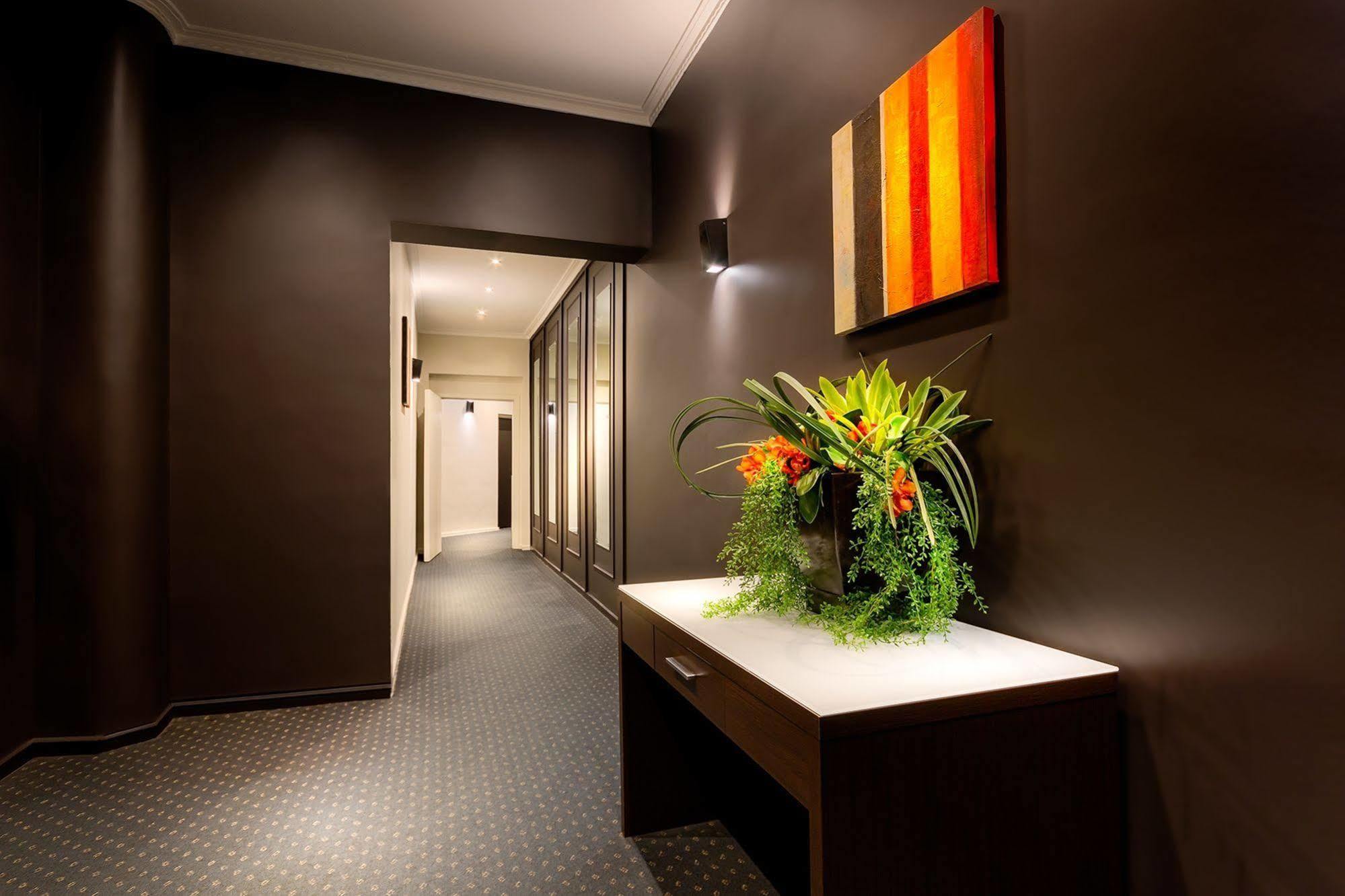 Crest On Barkly Serviced Apartments Melbourne Exterior photo
